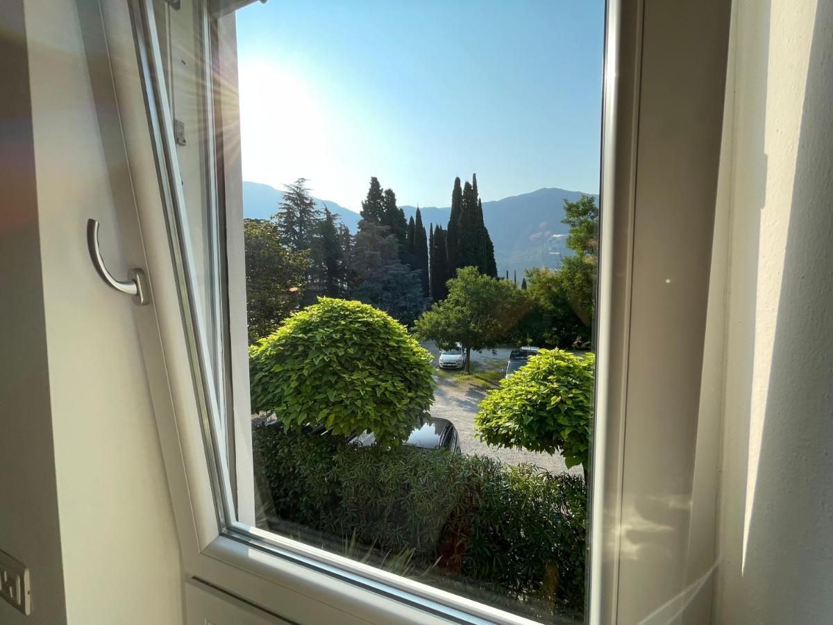 La Dolce Vita Arco Luaran gambar