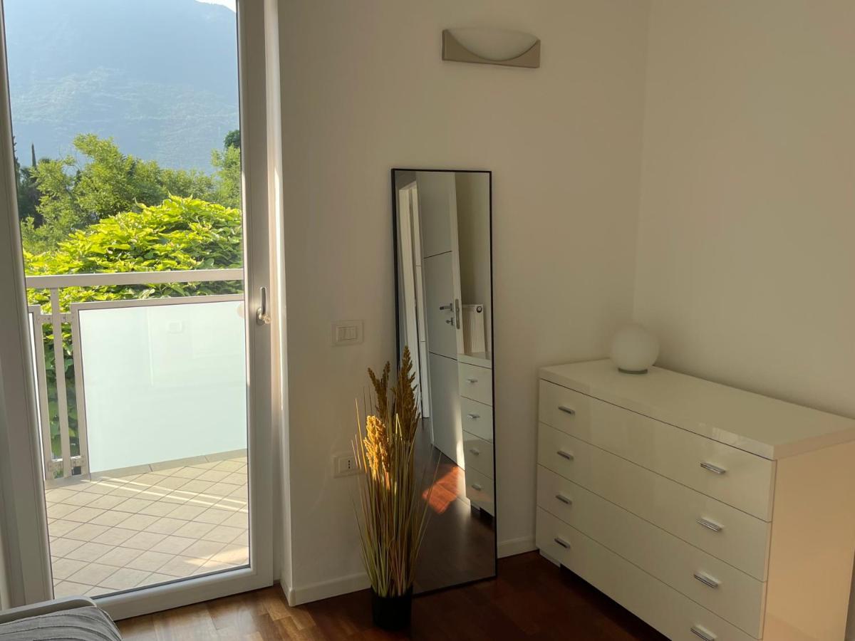 La Dolce Vita Arco Luaran gambar
