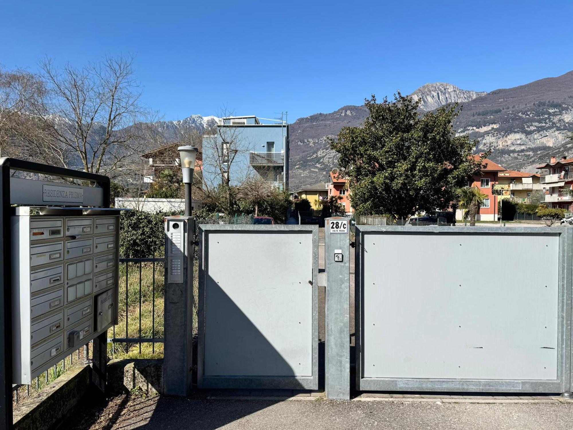La Dolce Vita Arco Luaran gambar
